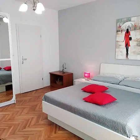 Apartament Perla *