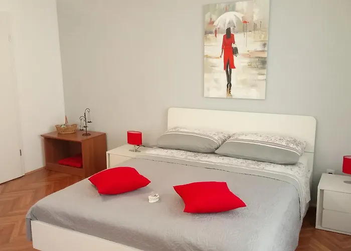 Perla Apartment *